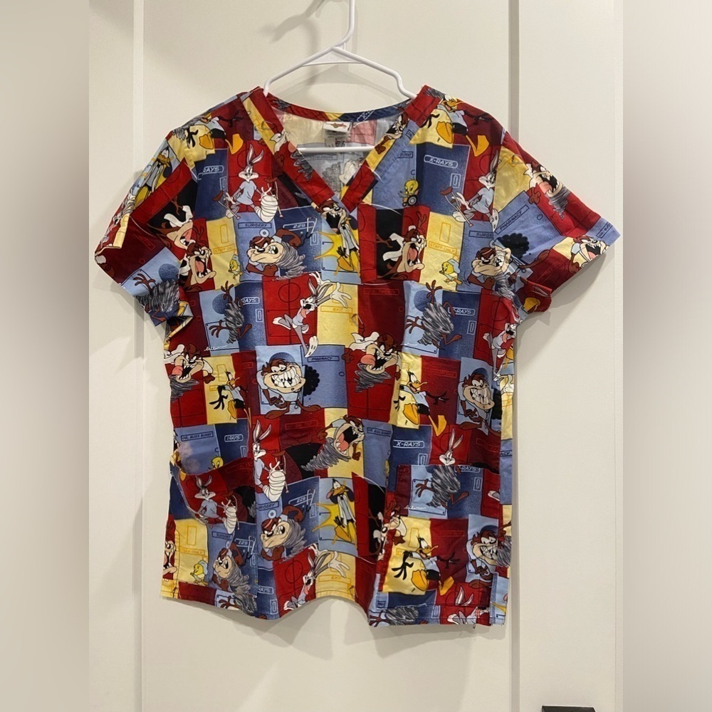 Looney Tunes Scrubs Bugs Bunny Tasmanian Devil Daffy Duck Tweety Bird Cartoon